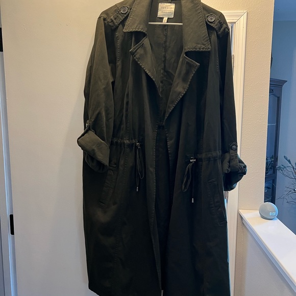 Never worn - Picture 2 of 2